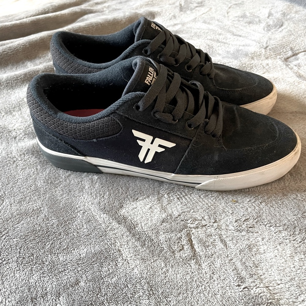 Fallen shoes
